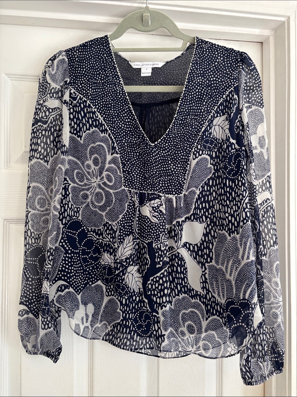 Diane von Furstenberg Maslyn Silk Blouse size 6